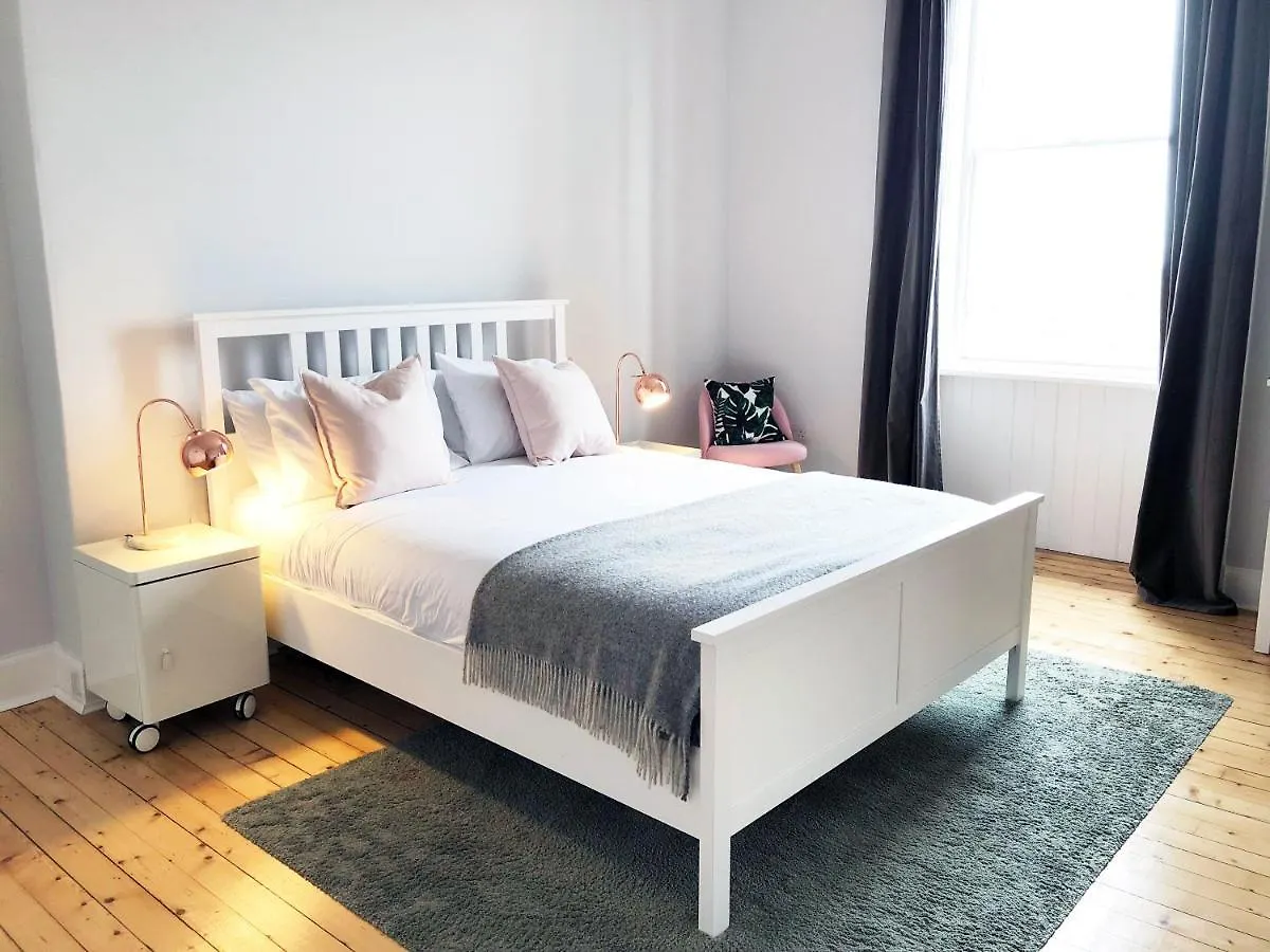 Stylish City Centre Apartments - D Terrace Residence إدنبرة